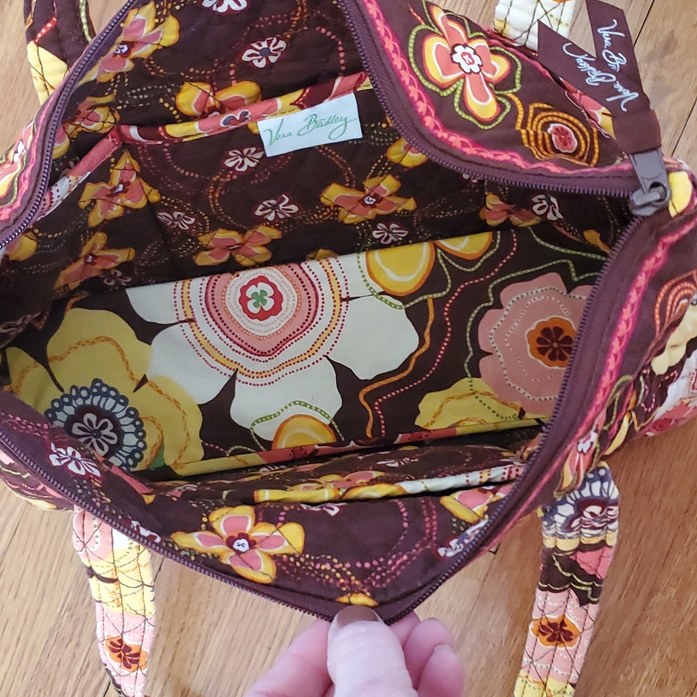 Vera Bradley Bag - Picture 2 of 4